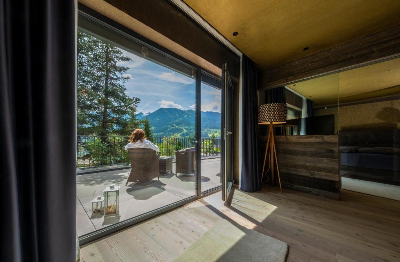 La Roccia Wellness Hotel Cavalese Dış mekan fotoğraf
