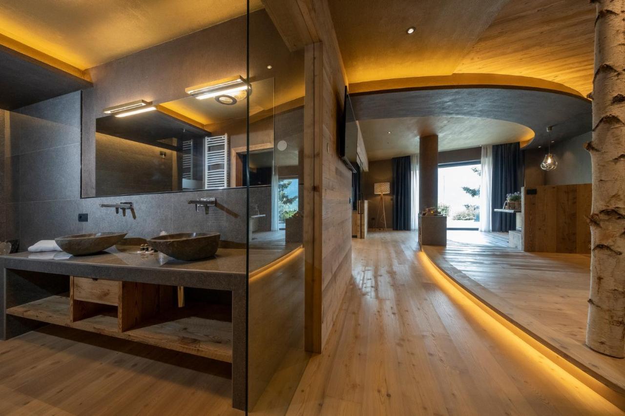 La Roccia Wellness Hotel Cavalese Dış mekan fotoğraf