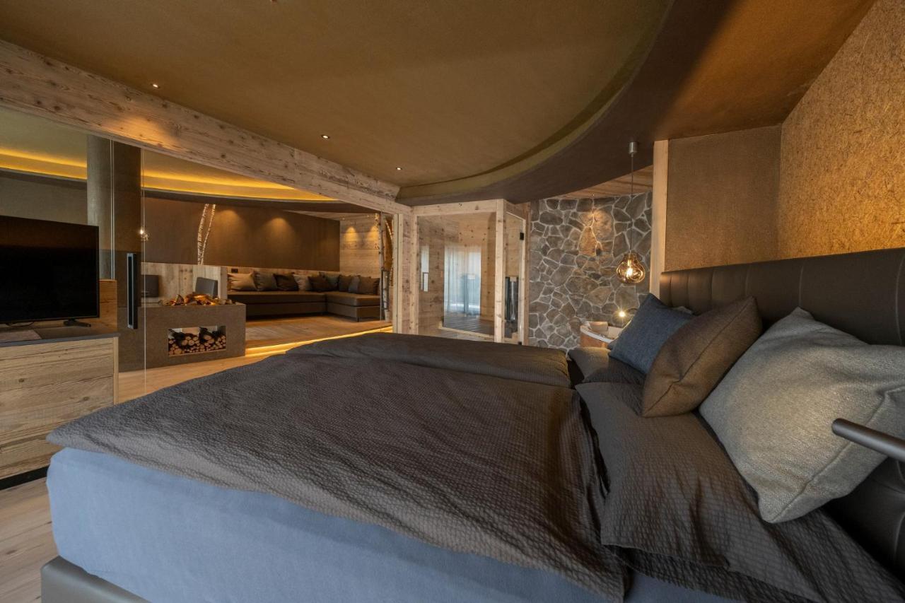 La Roccia Wellness Hotel Cavalese Dış mekan fotoğraf