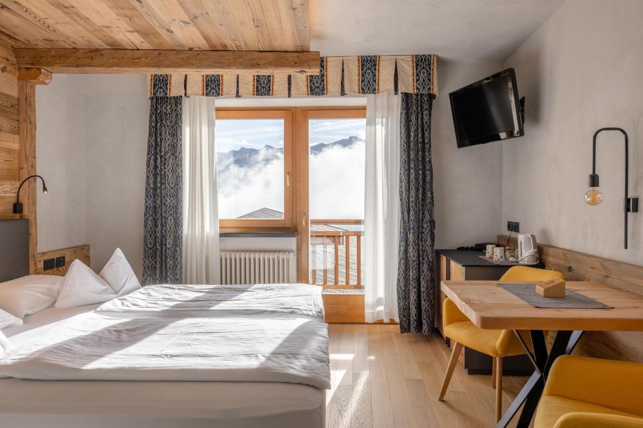 La Roccia Wellness Hotel Cavalese Dış mekan fotoğraf