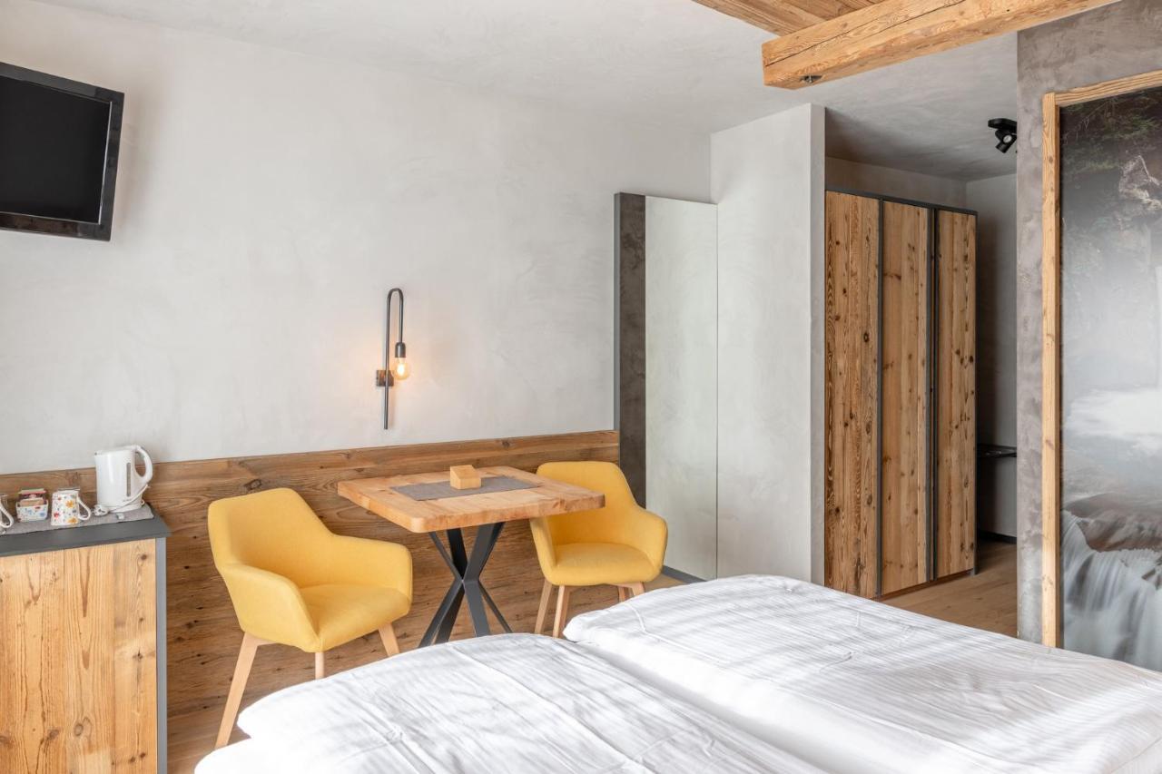 La Roccia Wellness Hotel Cavalese Dış mekan fotoğraf