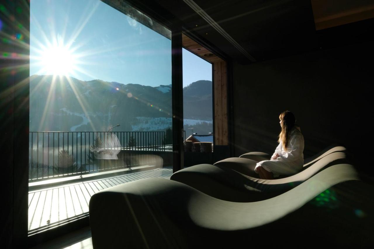 La Roccia Wellness Hotel Cavalese Dış mekan fotoğraf