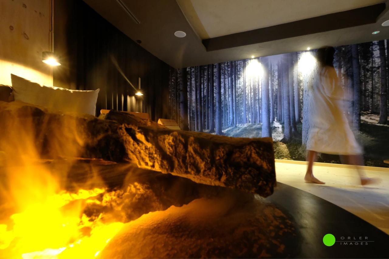 La Roccia Wellness Hotel Cavalese Dış mekan fotoğraf