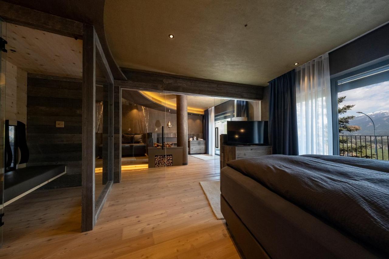 La Roccia Wellness Hotel Cavalese Dış mekan fotoğraf