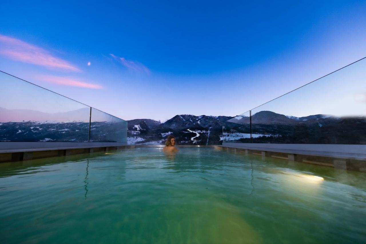 La Roccia Wellness Hotel Cavalese Dış mekan fotoğraf